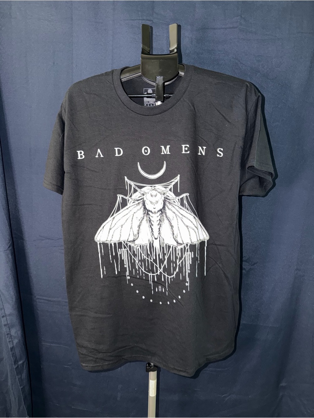 Bad Omens Moth Graphic Band Tee – Large – NWOT